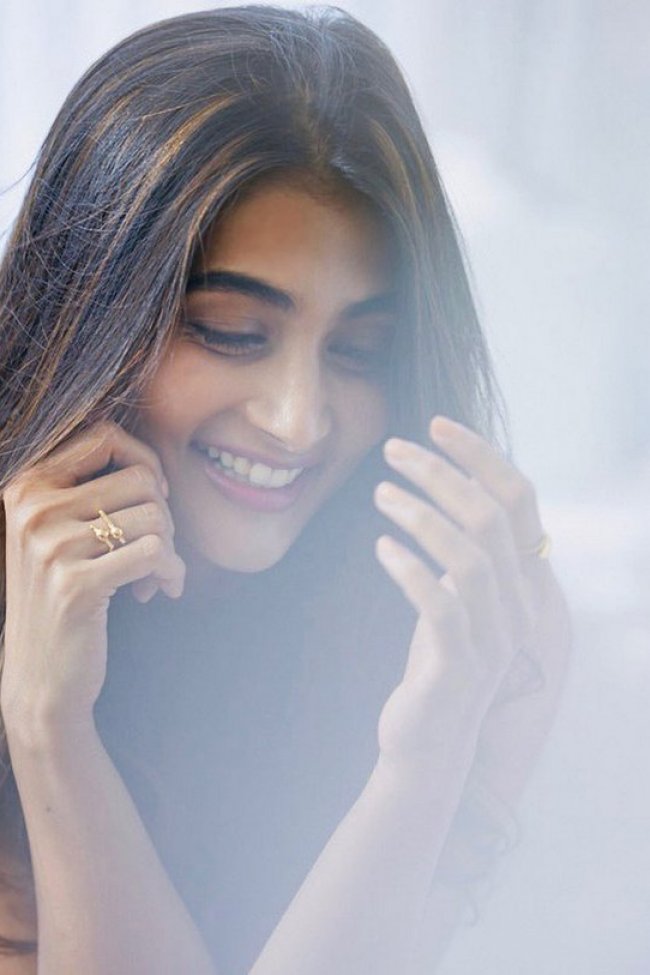 Pooja-Hegde